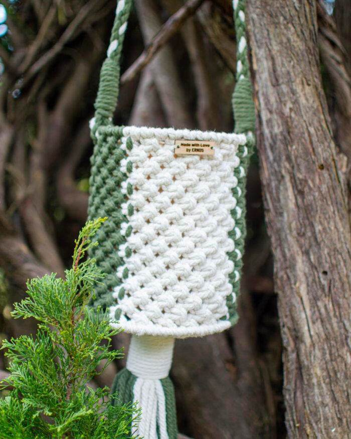 Two-Tone Green and White Macramé Bucket Bag with Tassel