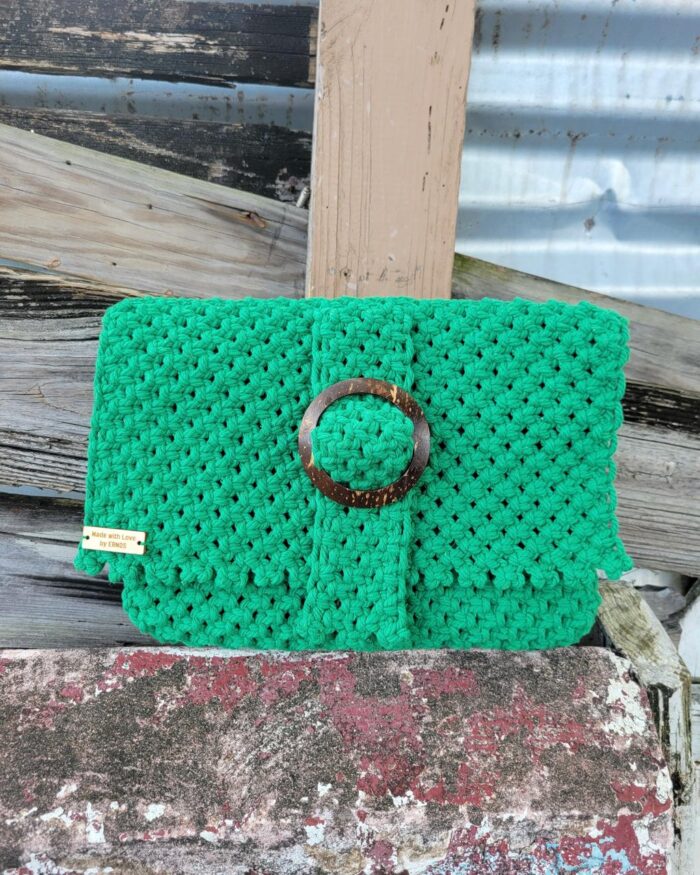 Emerald Green Macramé Clutch with Wooden Ring Accent