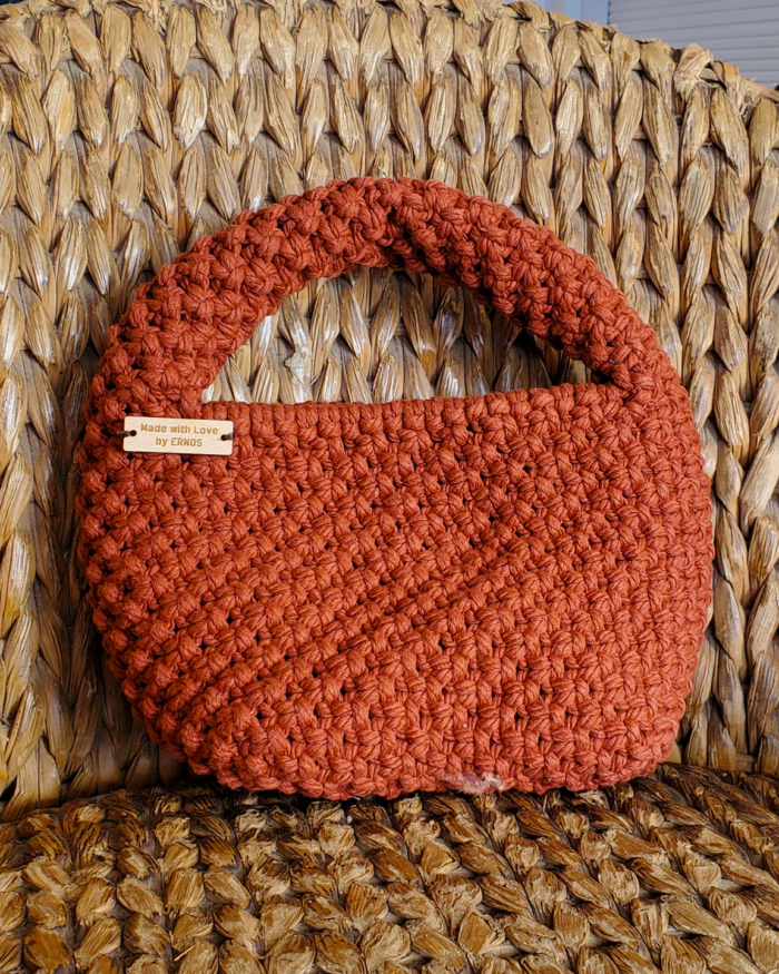Warmth in Every Stitch: Terracotta Macrame Bag