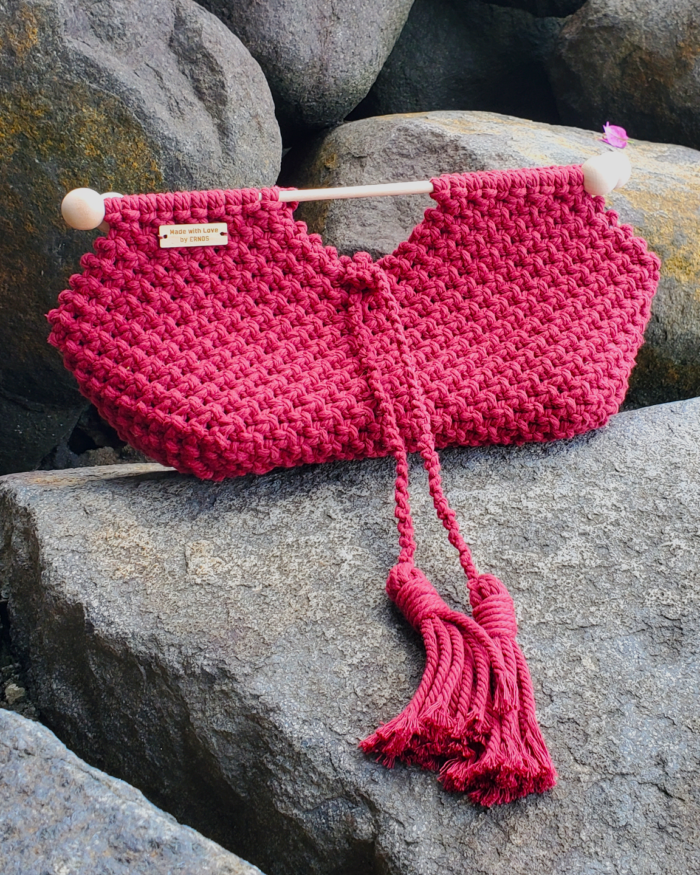 Timeless in Crimson: Classic Macrame Tote
