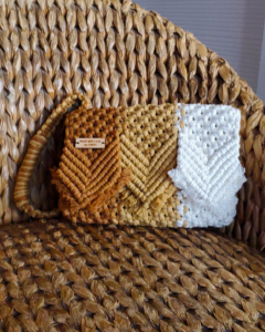 Earthy Tones: Versatile Macrame Clutch